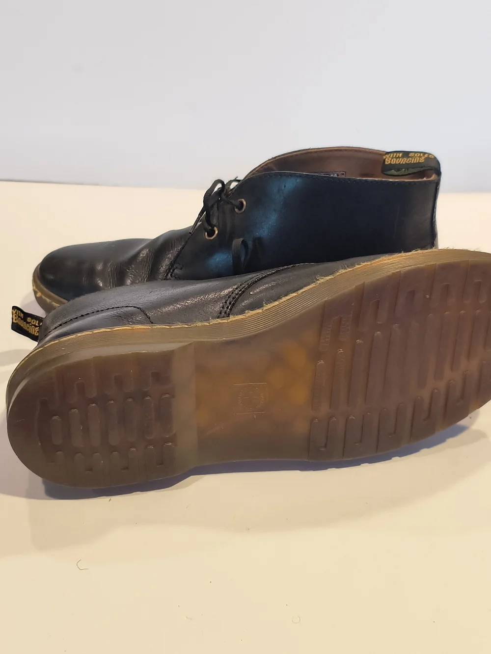 Men's 10 Dr. Doc Martens Cabrillo Chukka Desert Ankle Boots Black Leather